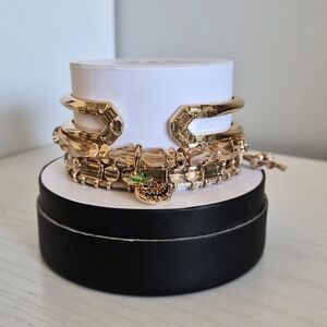 Elegant Gold and Green Bracelet Set